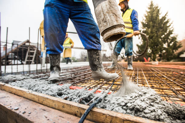 Best Concrete Pool Decks in Grundy Center, IA